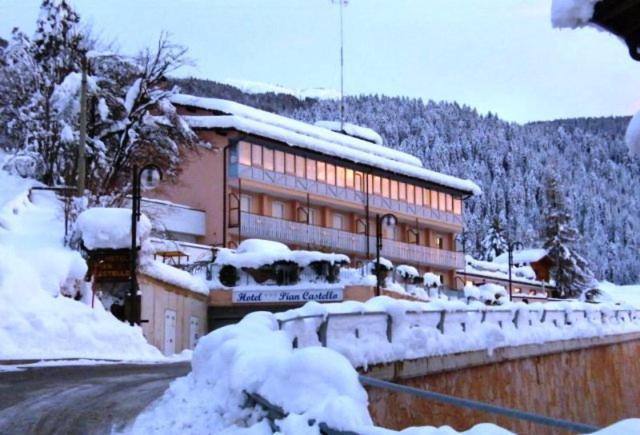 Hotel Piancastello 안달로 외부 사진